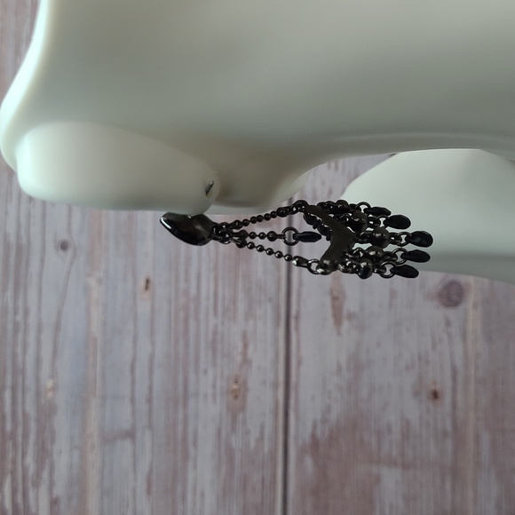 BLACK BEADED DANGLING CHANDLER PIERCED EARRINGS - Picture 5 of 8